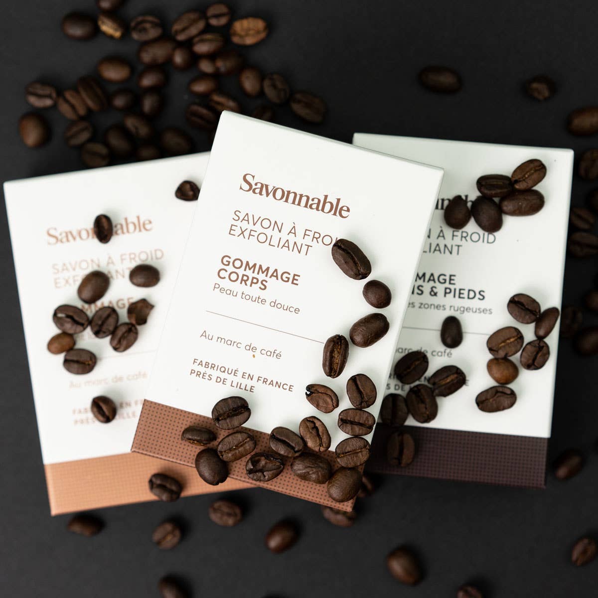 Savon gommage Corps .Peau toute douce