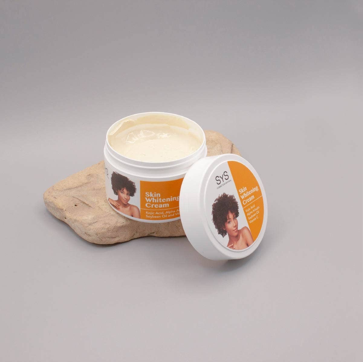 Crème éclaircissante pour le corps et le visage , avec huile éclaircissant.