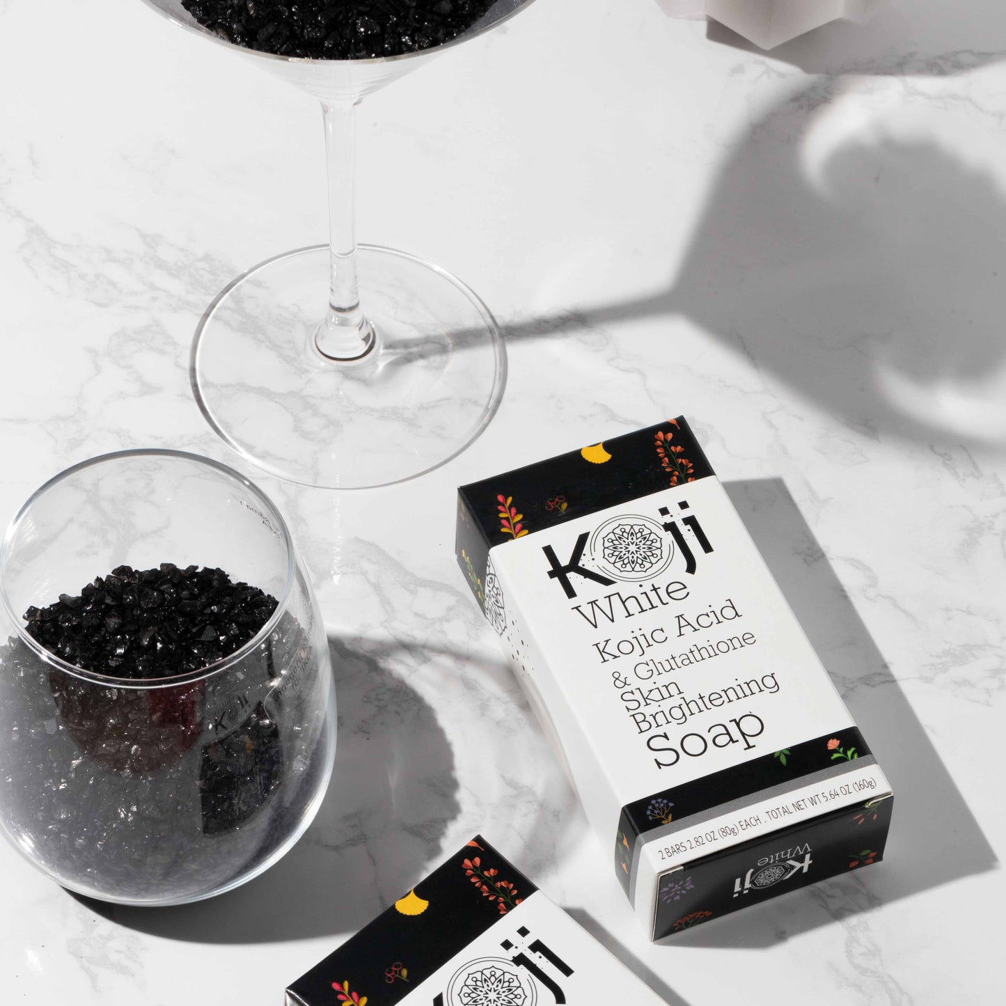 Savon pour la peau à l'acide kojique et au glutathion