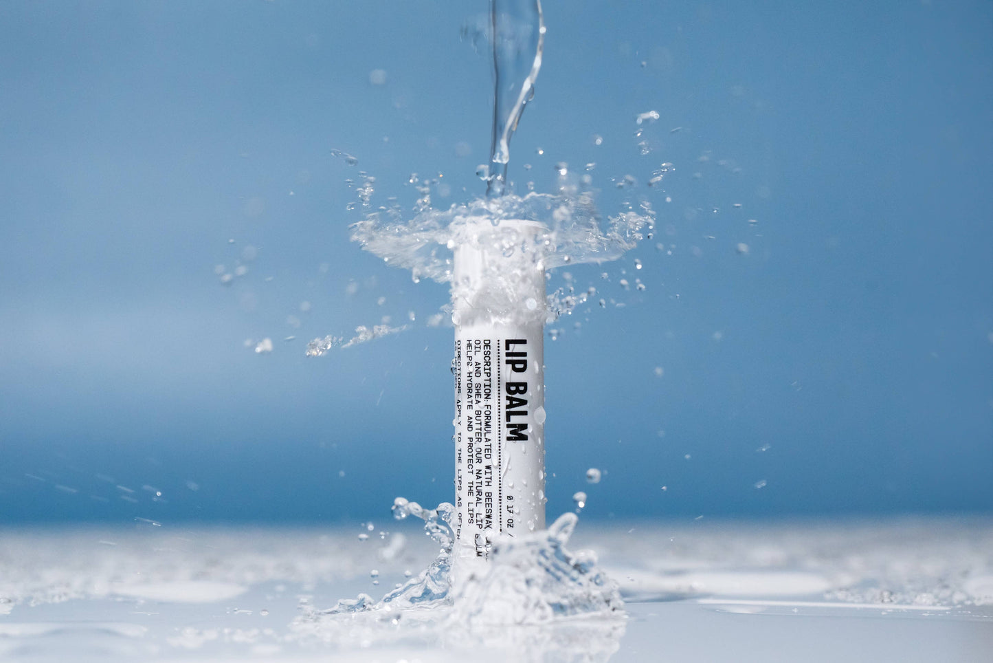 Bálsamo labial nutritivo com cera de abelha e manteiga de karité